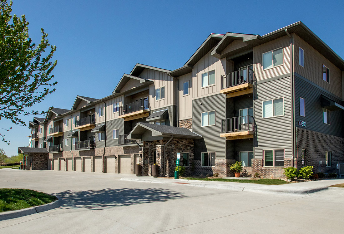 Avenue 204 at Royal View